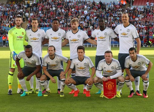 他们在中场 他们在中场